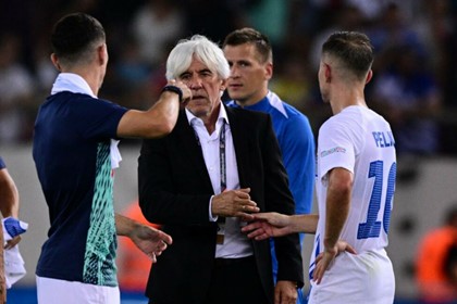 Εθνική αμηχανία