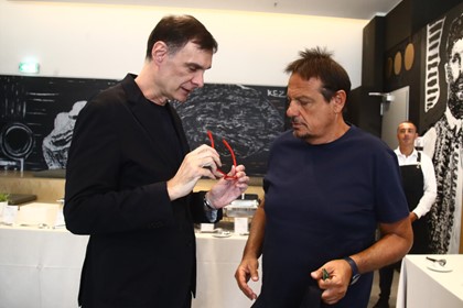 Ο τρόπος να κάνεις την ζωή σου δύσκολη...